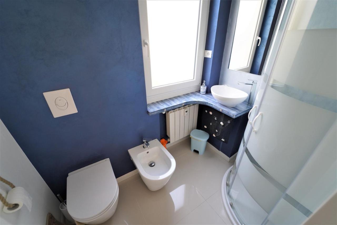Guestroom - Sabbia Blu อาลัสซิโอ ภายนอก รูปภาพ